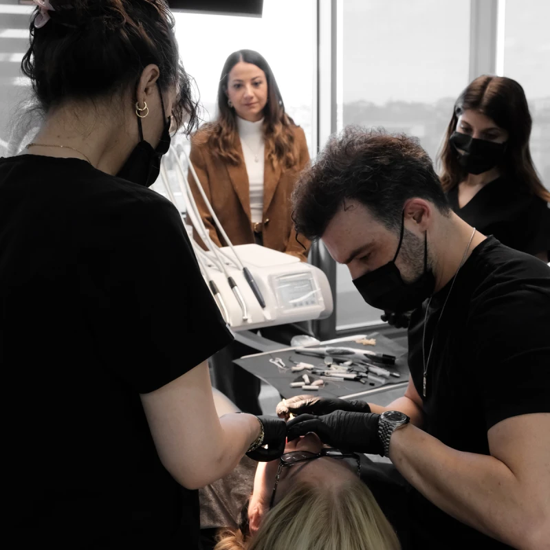 Wie lange dauert eine Hollywood-Lächeln-Behandlung?