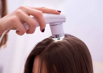 What Is Low-Level Laser Therapy for Hair Transplantation? How Is It Applied?
