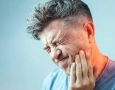 Schmerzen nach Zahnimplantaten: Verlauf & Linderung