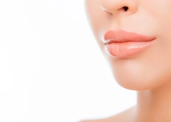 Corner Lip Lift: Turkey Costs, Scars & Smile Guide