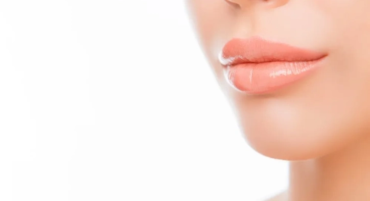 Corner Lip Lift: Turkey Costs, Scars & Smile Guide